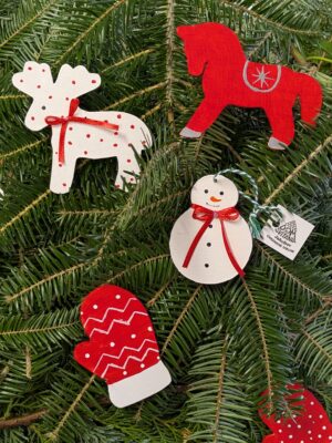 Farebné zimné radosti – upcyklované vianočné ozdoby