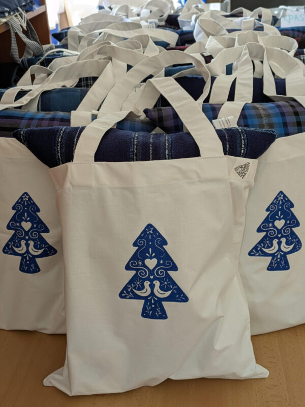 Taška s linorytom od našej Baruš - Vianočný stromček