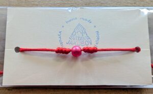 Náramok s korálkou – červený